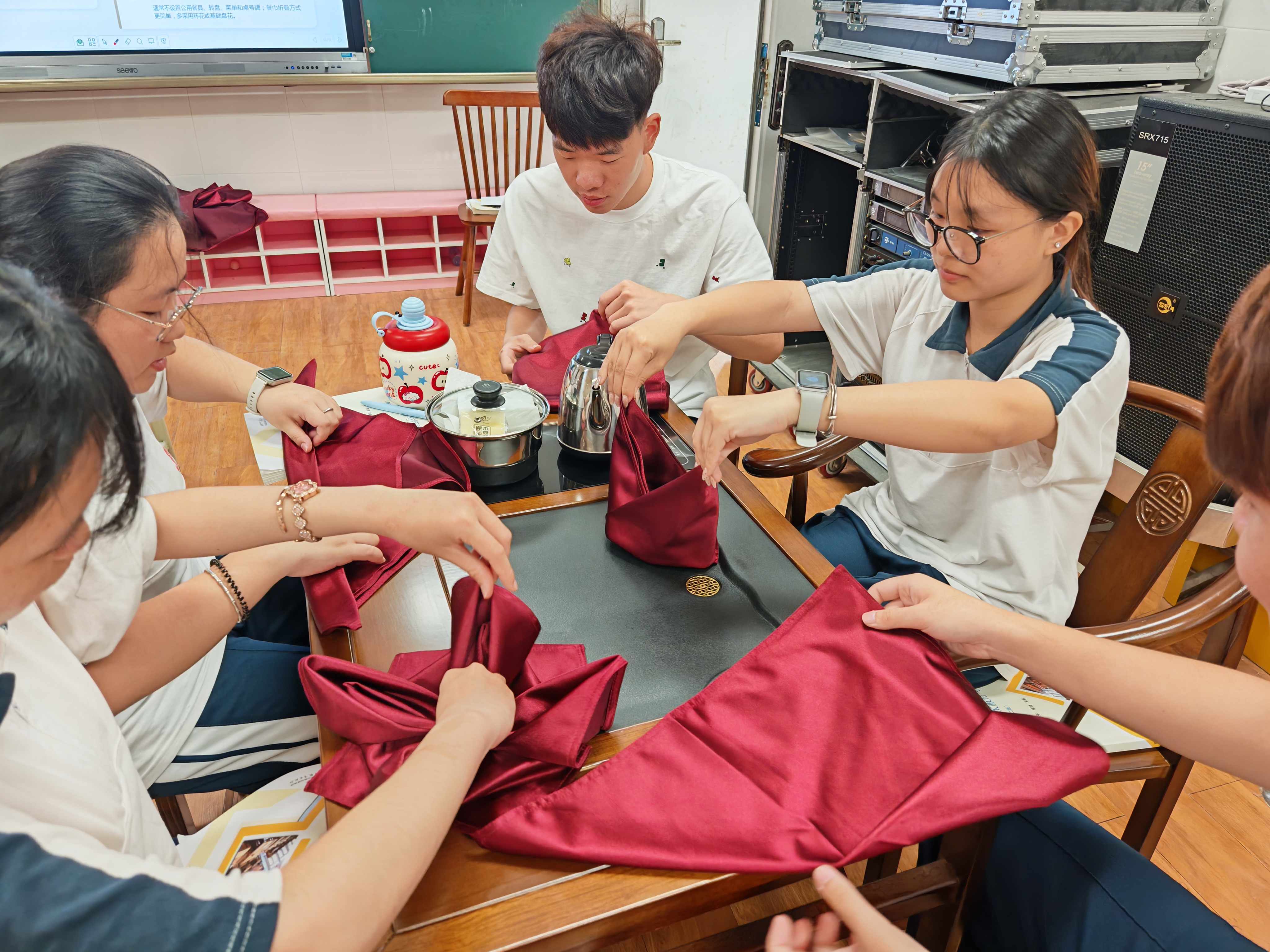 62f9317961824ad531fb0ce288dc8ed_副本.jpg